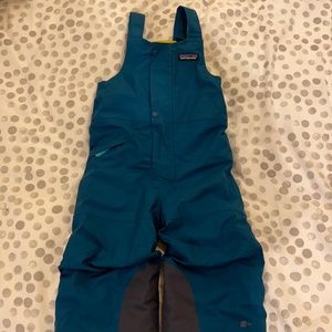 Patagonia h2no snow bibs, size 2T
